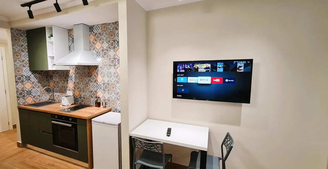 2V1 - Center Apartment 3 Tirana